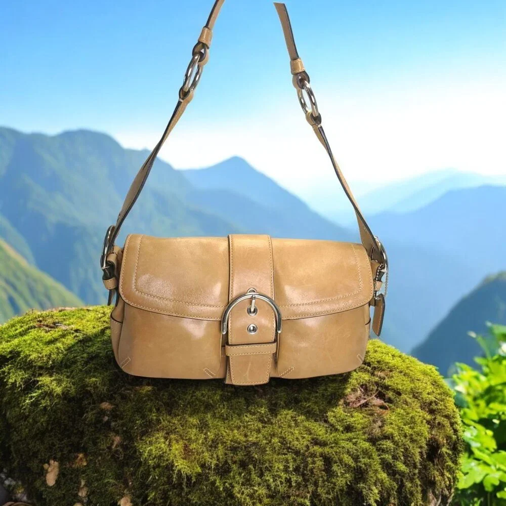 Vintage COACH Soho leather Pocket Flap in camel - Picture 2 of 15